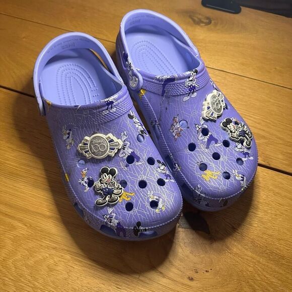 Disney 100th anniversary Mickey and friends crocs men’s 11 - Picture 1 of 9
